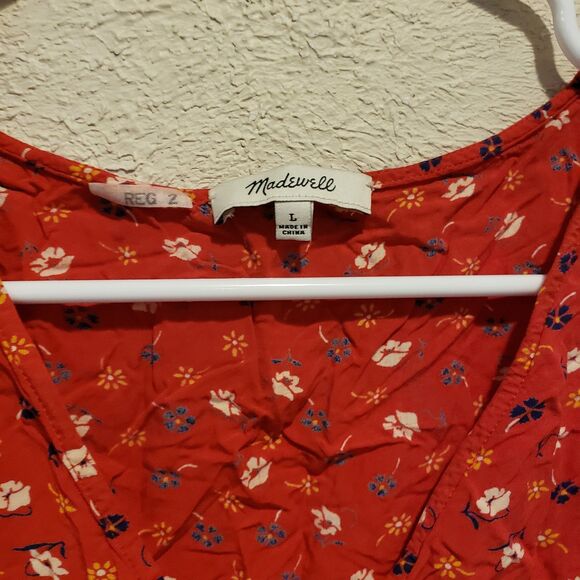 Madewell Novel Tie-Front Top in Prairie Posies Red Short Sleeve V-Neck Size Larg - Picture 4 of 8